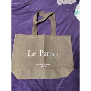 Tote Bag bought from Pike Place Seattle Le Panier Bakery
